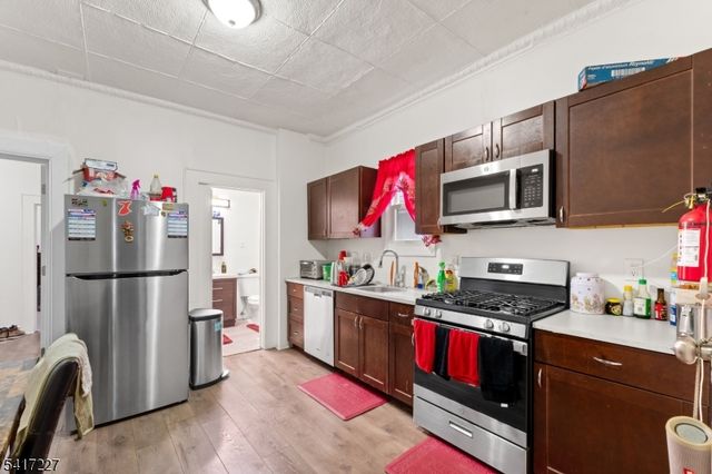 92 S Devine St 2, Newark City, NJ 07106