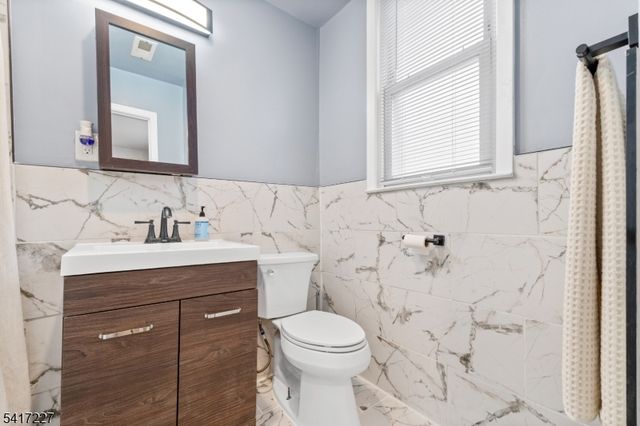 92 S Devine St 2, Newark City, NJ 07106