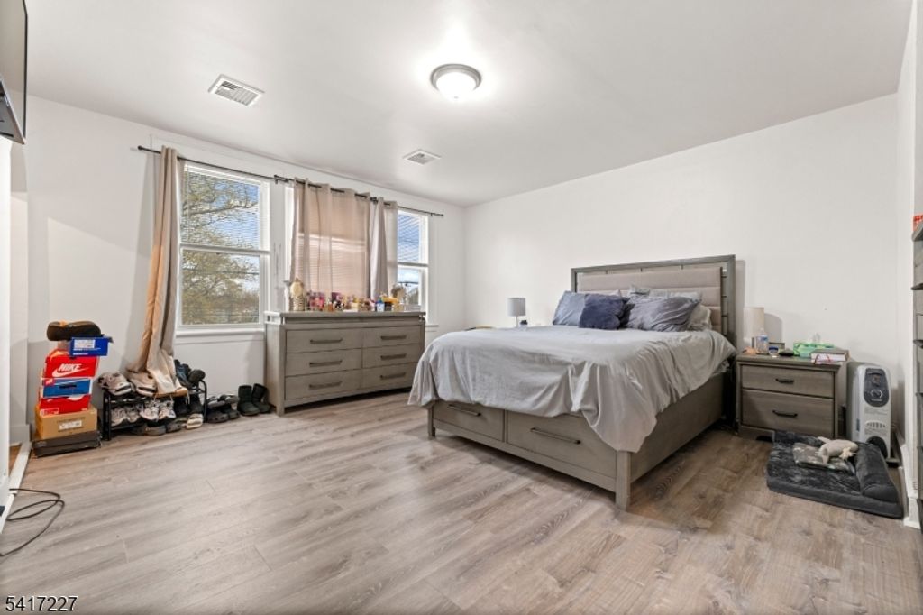 92 S Devine St 2, Newark City, NJ 07106