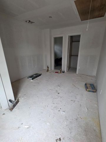 8118 De Priest Street, Houston, TX 77088