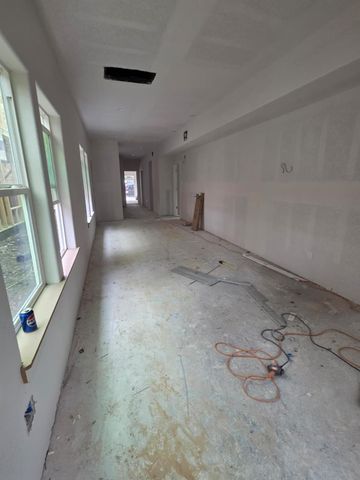 8118 De Priest Street, Houston, TX 77088