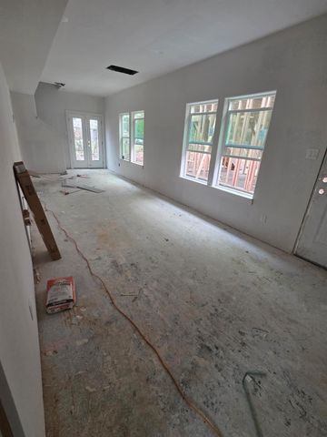 8118 De Priest Street, Houston, TX 77088