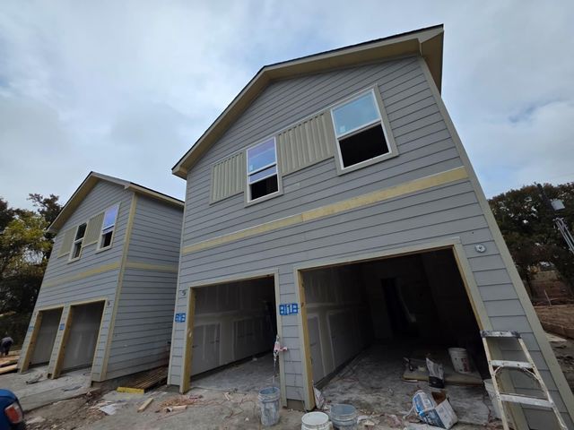 8118 De Priest Street, Houston, TX 77088