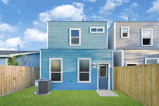 7602 Avenue J, Houston, TX 77012