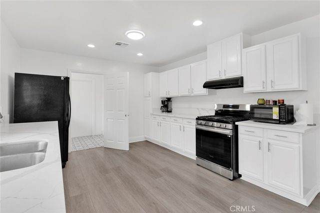 3009 N California, San Bernardino, CA 92407