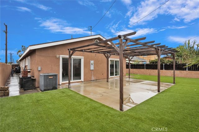 3009 N California, San Bernardino, CA 92407