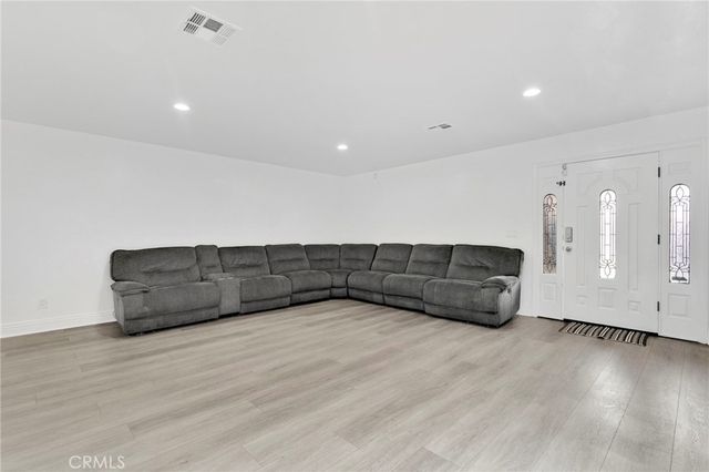 3009 N California, San Bernardino, CA 92407