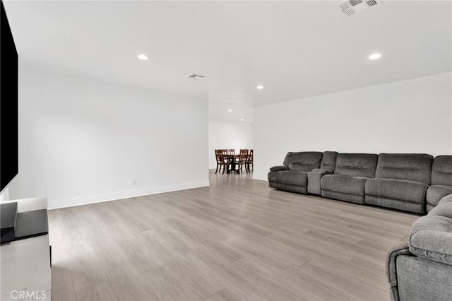 3009 N California, San Bernardino, CA 92407