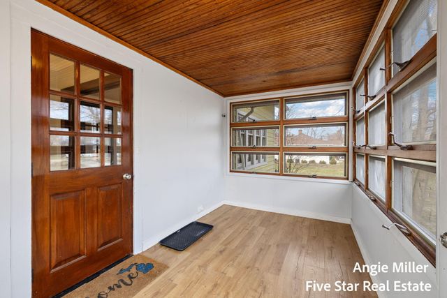 211 Williams Street, Spring Lake, MI 49456