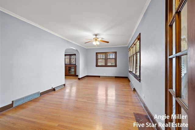 211 Williams Street, Spring Lake, MI 49456