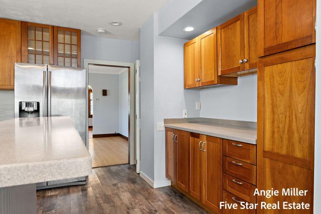 211 Williams Street, Spring Lake, MI 49456