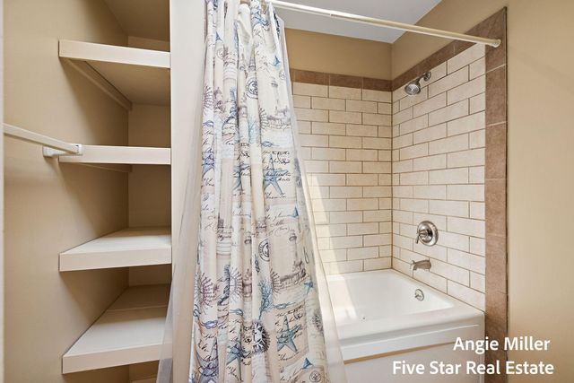 211 Williams Street, Spring Lake, MI 49456