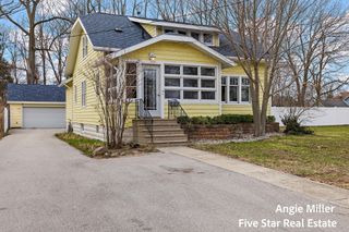 211 Williams Street, Spring Lake, MI 49456