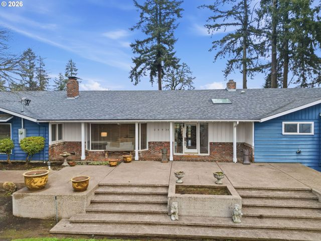 2693 CUPOLA Dr, Eugene, OR 97403