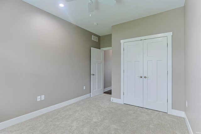 1725 Stoneham Drive, Mishawaka, IN 46544