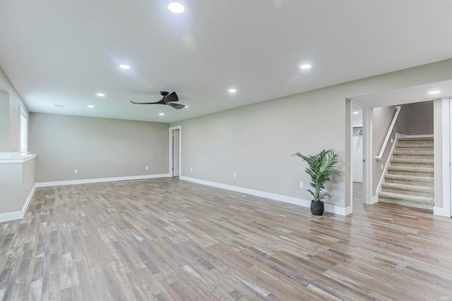 1725 Stoneham Drive, Mishawaka, IN 46544