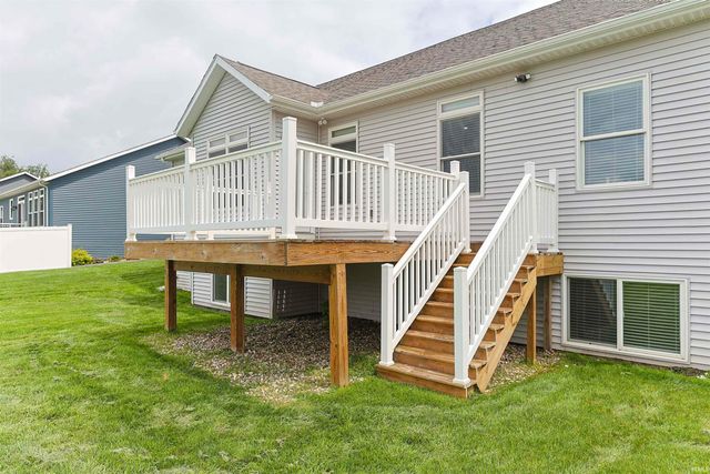 1725 Stoneham Drive, Mishawaka, IN 46544