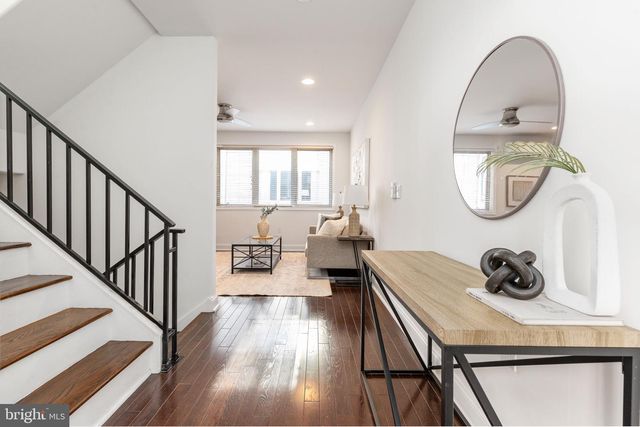 752 S HICKS ST, Philadelphia, PA 19146