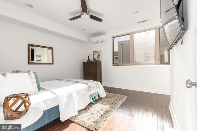 752 S HICKS ST, Philadelphia, PA 19146