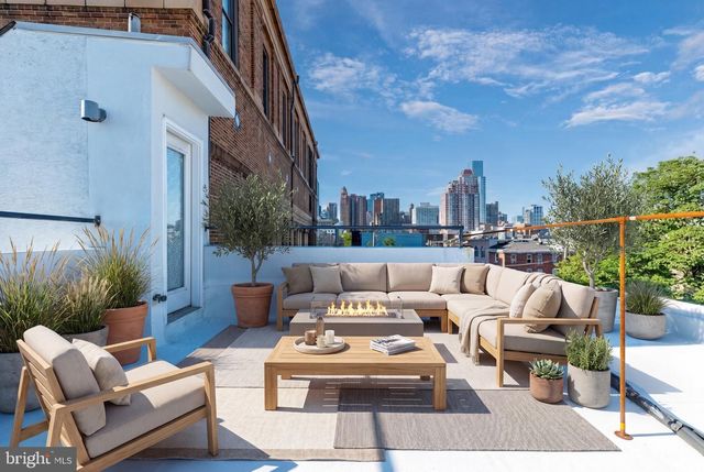 752 S HICKS ST, Philadelphia, PA 19146
