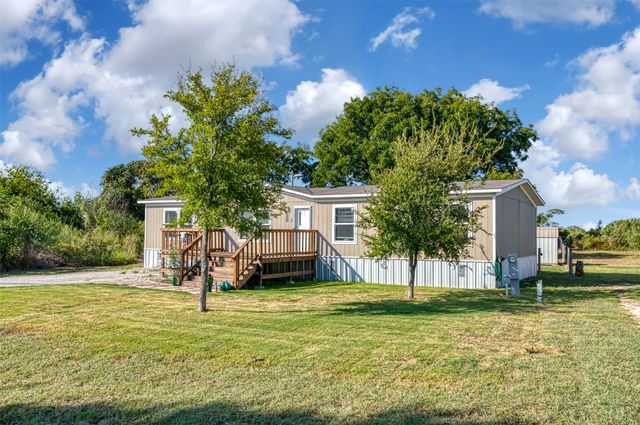 6110 Big Horn Drive, Granbury, TX 76048
