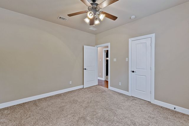 7401 Park Place Drive, North Richland Hills, TX 76182