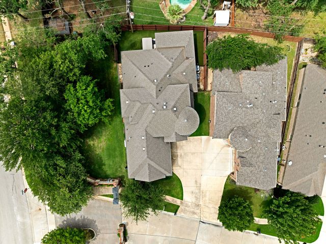 7401 Park Place Drive, North Richland Hills, TX 76182