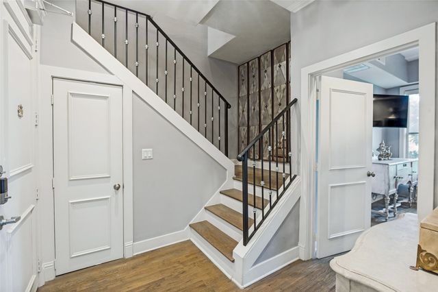 5055 Addison Circle 423, Addison, TX 75001