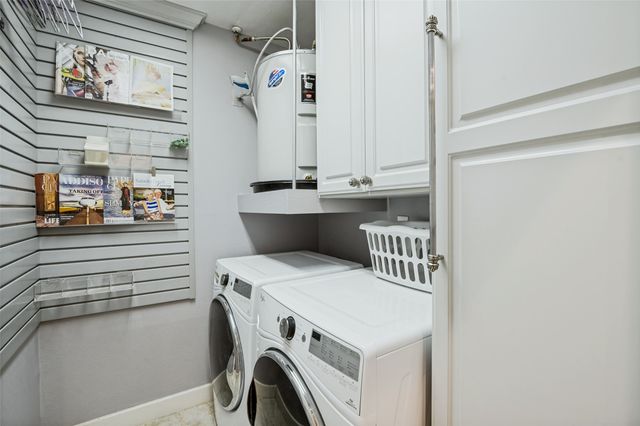 5055 Addison Circle 423, Addison, TX 75001
