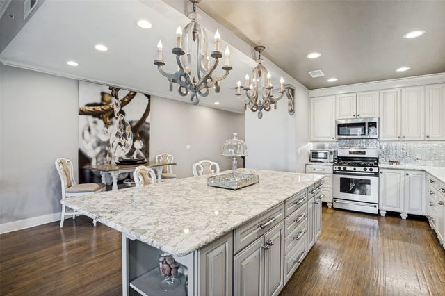 5055 Addison Circle 423, Addison, TX 75001