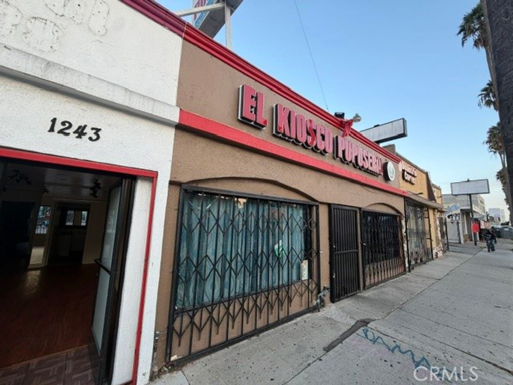1245 N Avalon Boulevard, Los Angeles, CA 90744 — photo 3
