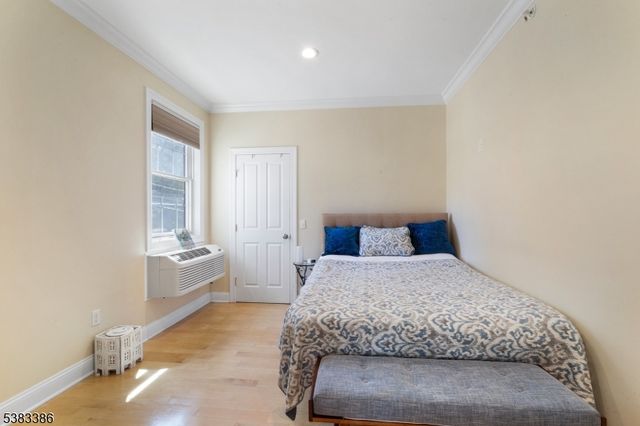 27 Central Ave F, Caldwell Boro Twp., NJ 07006