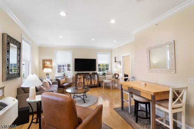 27 Central Ave F, Caldwell Boro Twp., NJ 07006