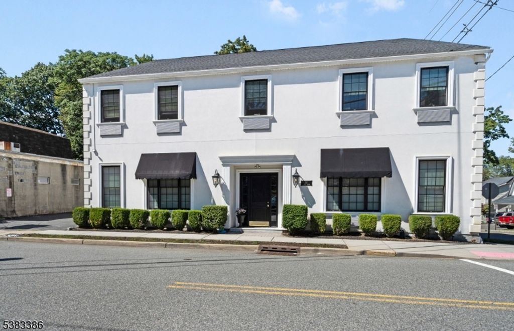 27 Central Ave F, Caldwell Boro Twp., NJ 07006
