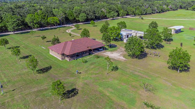 102 Pr 215, Fairfield, TX 75840