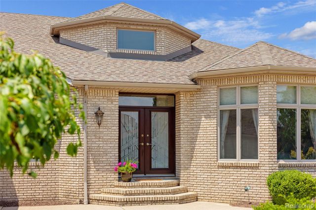49539 Nautical Drive, Chesterfield Township, MI 48047