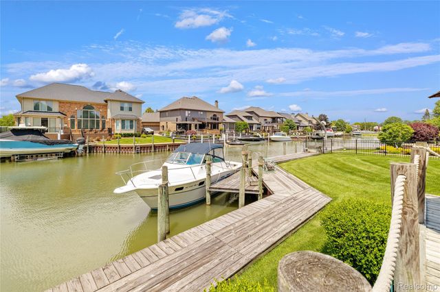 49539 Nautical Drive, Chesterfield Township, MI 48047