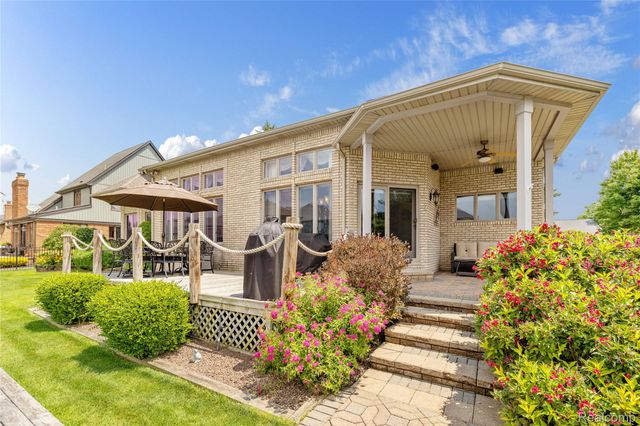 49539 Nautical Drive, Chesterfield Township, MI 48047