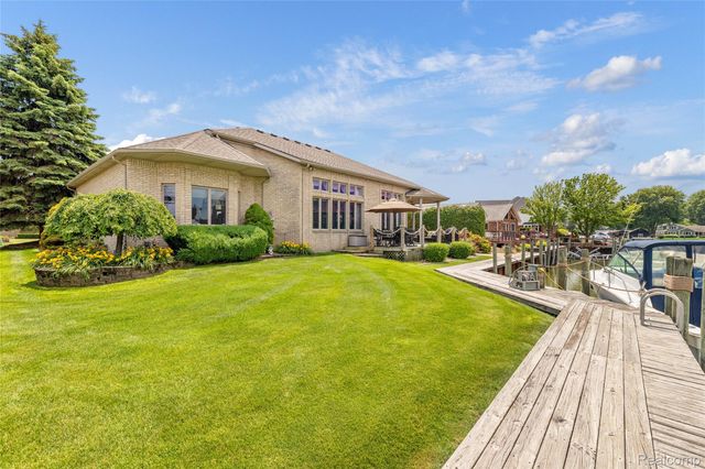 49539 Nautical Drive, Chesterfield Township, MI 48047