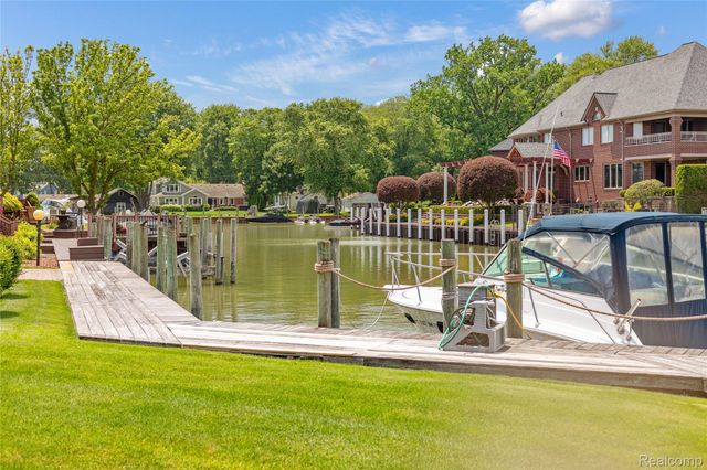 49539 Nautical Drive, Chesterfield Township, MI 48047
