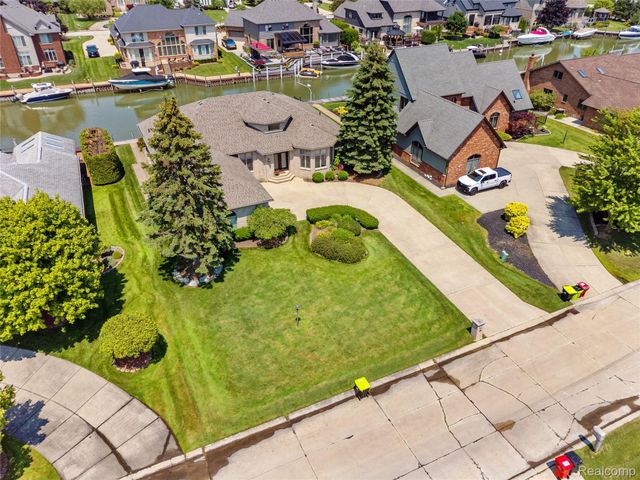 49539 Nautical Drive, Chesterfield Township, MI 48047
