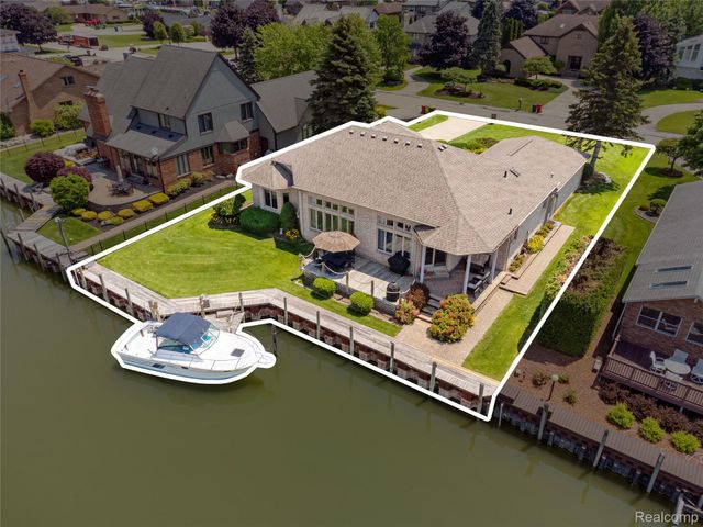 49539 Nautical Drive, Chesterfield Township, MI 48047