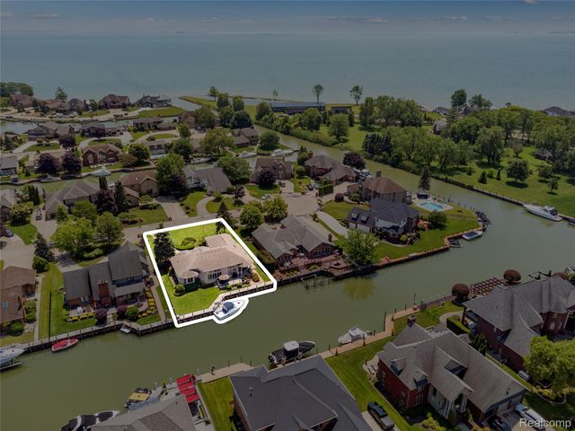 49539 Nautical Drive, Chesterfield Township, MI 48047