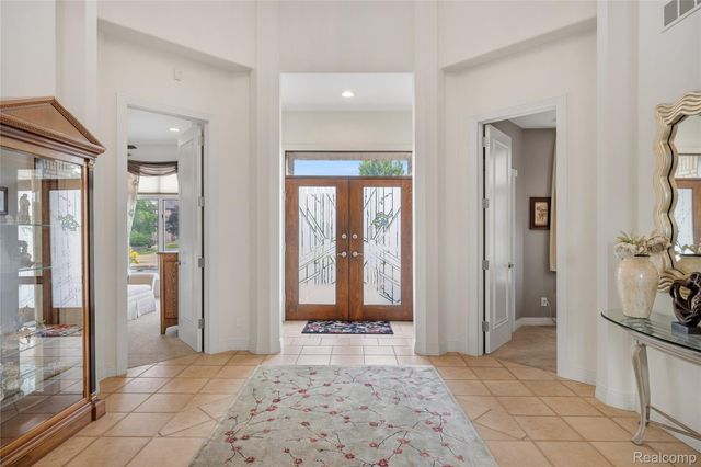 49539 Nautical Drive, Chesterfield Township, MI 48047