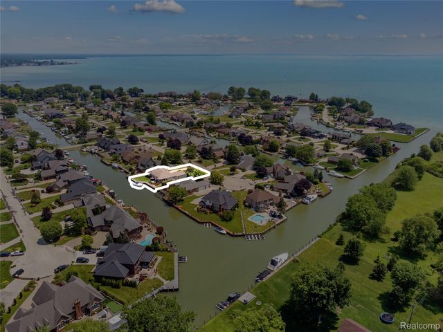 49539 Nautical Drive, Chesterfield Township, MI 48047