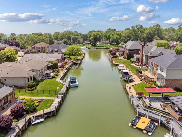49539 Nautical Drive, Chesterfield Township, MI 48047