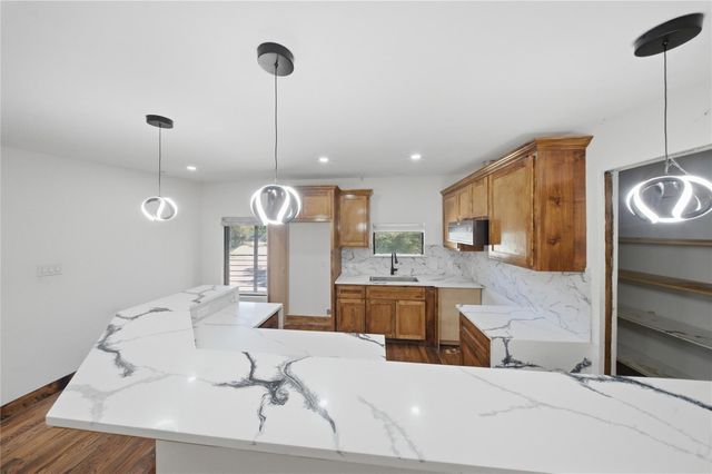 1958 County Road 638, Dayton, TX 77535