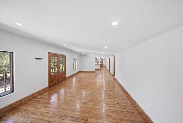 1958 County Road 638, Dayton, TX 77535