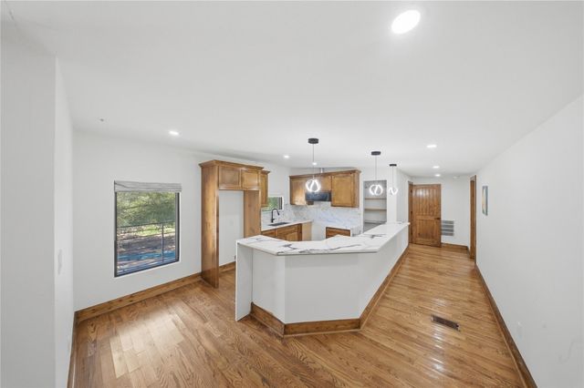1958 County Road 638, Dayton, TX 77535