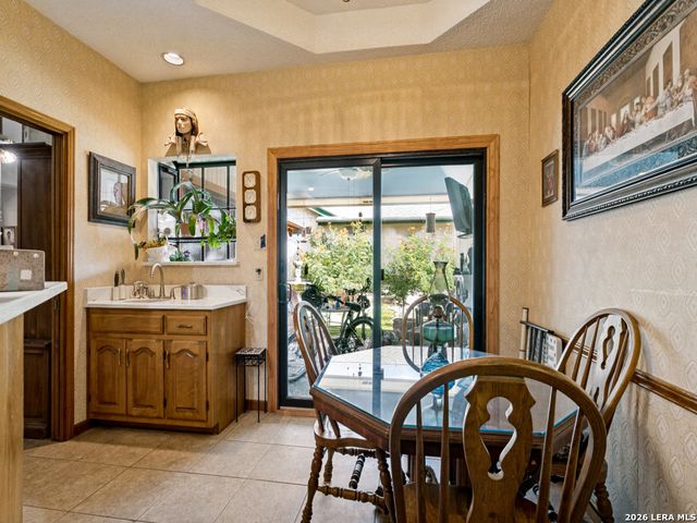 6419 Royal Ridge, San Antonio, TX 78239